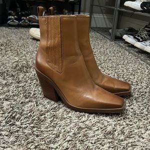 Franco Sarto Ackella Brown Heeled Boot Size 8